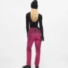 Mom-Jeans mit Sprühfarbe Mom-Jeans mit Sprühfarbe