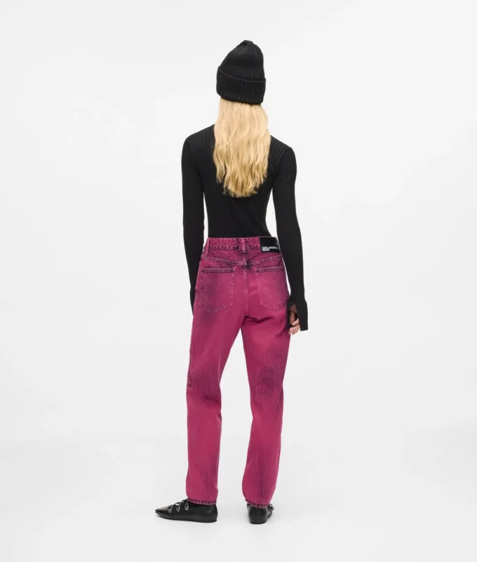Mom-Jeans mit Sprühfarbe Mom-Jeans mit Sprühfarbe
