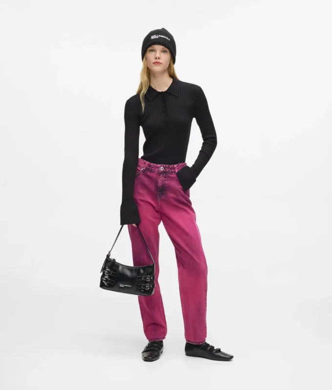 Mom-Jeans mit Sprühfarbe Mom-Jeans mit Sprühfarbe
