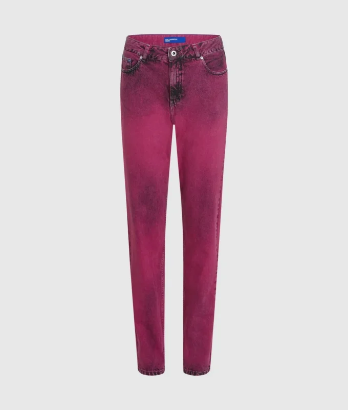 Mom-Jeans mit Sprühfarbe Mom-Jeans mit Sprühfarbe
