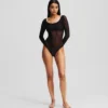 MONOGRAMM-BODY MIT LANGEN ÄRMELN AUS MESH