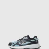 Orion Sneakers mit seitlicher Überlagerung Orion Sneakers mit seitlicher Überlagerung
