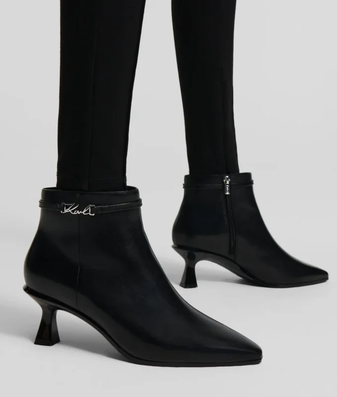 PANACHE SIGNIA ANKLE BOOTS PANACHE SIGNIA ANKLE BOOTS