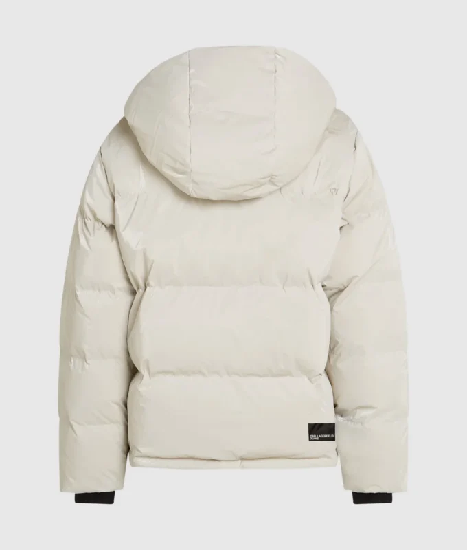 Perlmuttfarbene Pufferjacke Perlmuttfarbene Pufferjacke