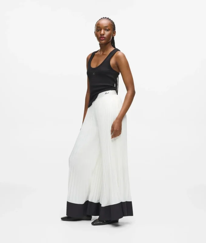 Plissierte Hose mit weitem Bein Plissierte Hose mit weitem Bein