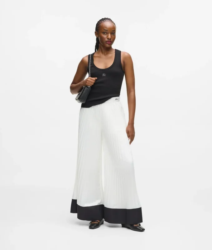 Plissierte Hose mit weitem Bein Plissierte Hose mit weitem Bein