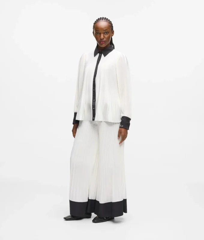 Plissierte Hose mit weitem Bein Plissierte Hose mit weitem Bein