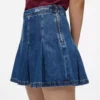 Plissierter Minirock aus Denim Plissierter Minirock aus Denim