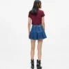 Plissierter Minirock aus Denim Plissierter Minirock aus Denim
