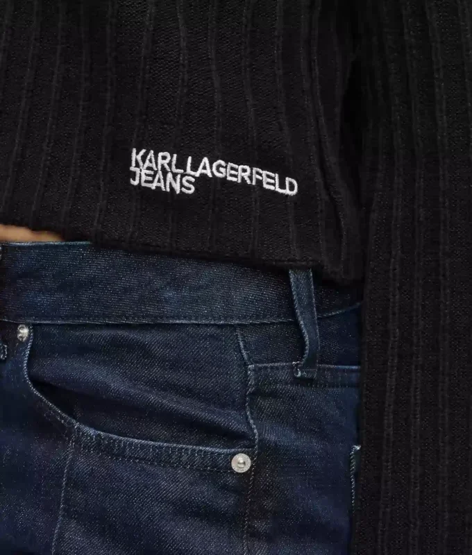 Plissierter Pullover Plissierter Pullover