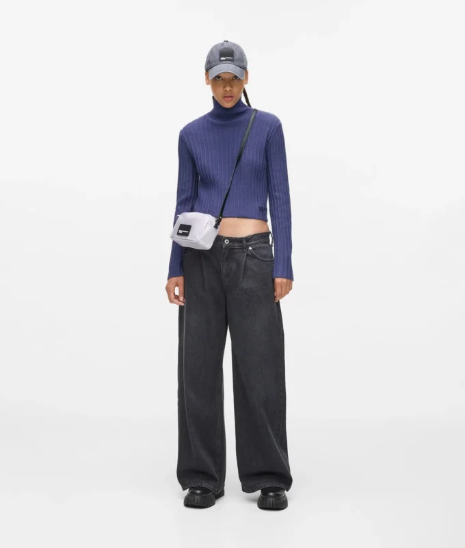 Plissierter Pullover Plissierter Pullover