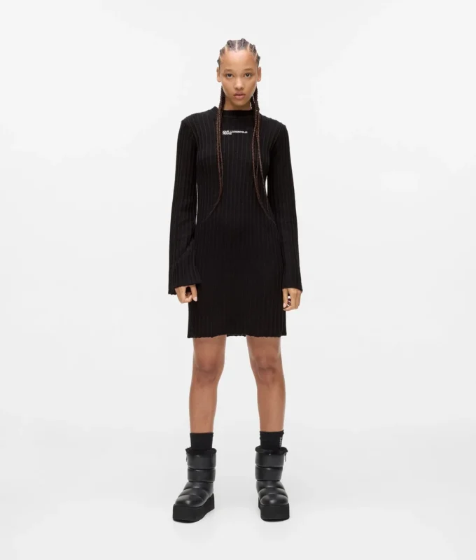 Plissiertes Strickkleid Plissiertes Strickkleid