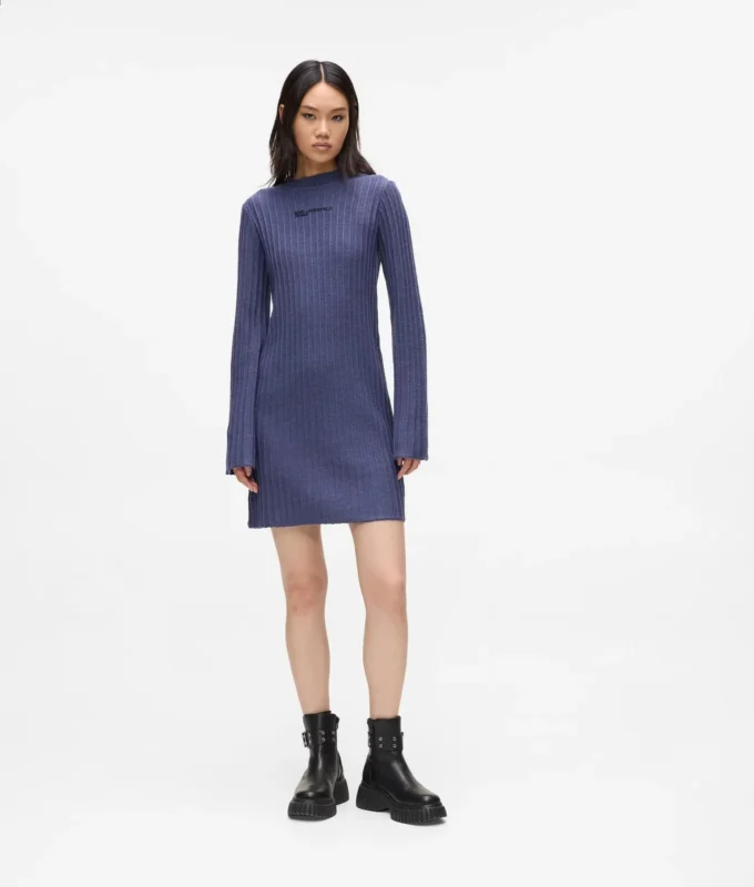 Plissiertes Strickkleid