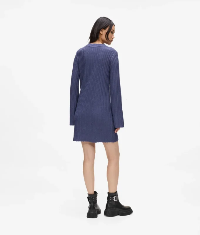 Plissiertes Strickkleid