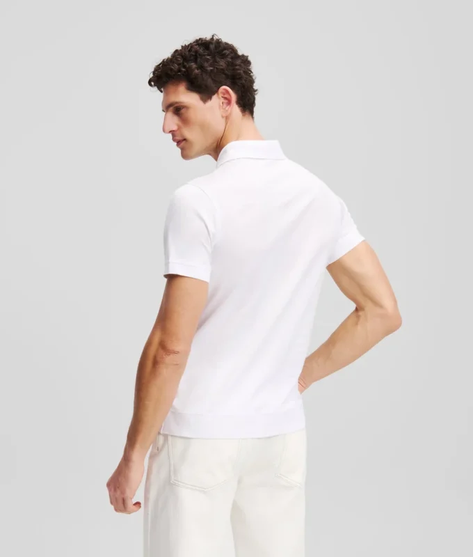 POLOSHIRT MIT DRUCKKNÖPFEN