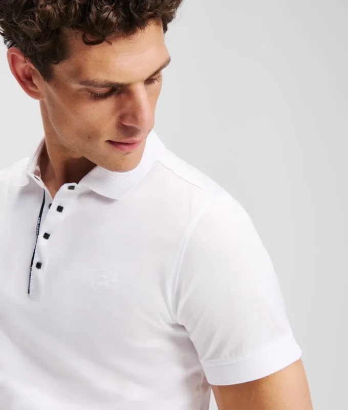 POLOSHIRT MIT DRUCKKNÖPFEN