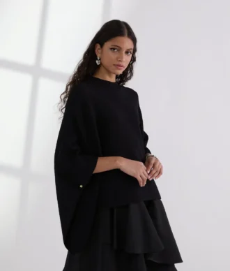 PONCHO AUS RIPPSTRICK PONCHO AUS RIPPSTRICK