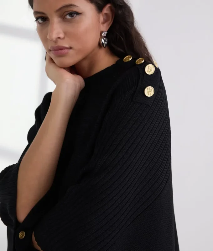 PONCHO AUS RIPPSTRICK PONCHO AUS RIPPSTRICK