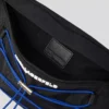PRAKTISCHE GÜRTELTASCHE MIT KORDELZIEHERSCHLINGE PRAKTISCHE GÜRTELTASCHE MIT KORDELZIEHERSCHLINGE