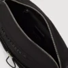 Praktische Umhängetasche mit Kordelzug