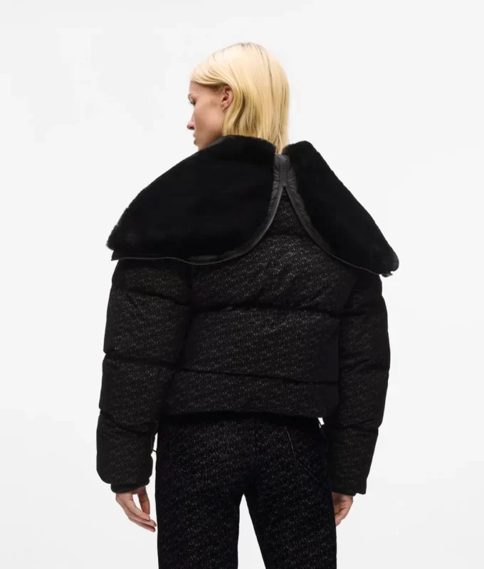 Pufferjacke mit Allover-Print