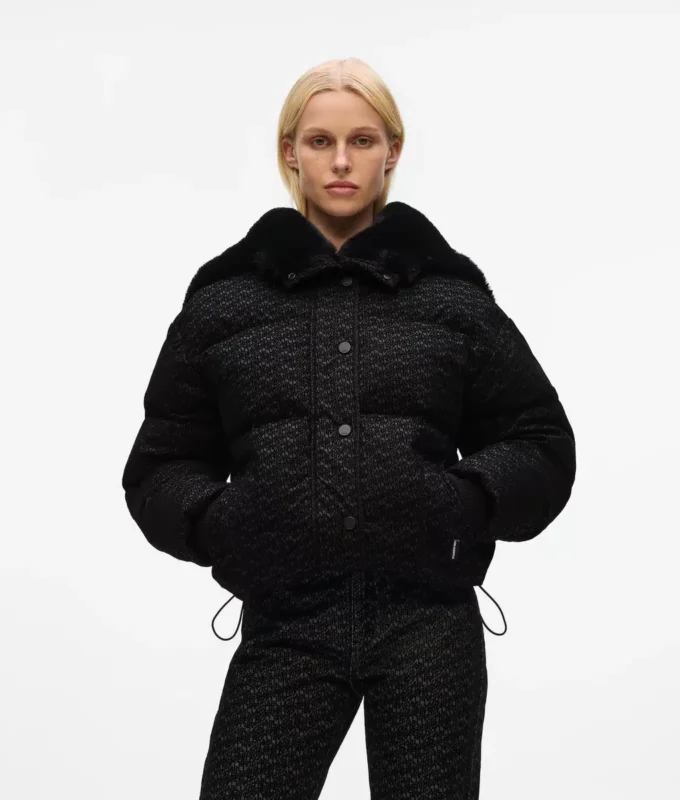 Pufferjacke mit Allover-Print