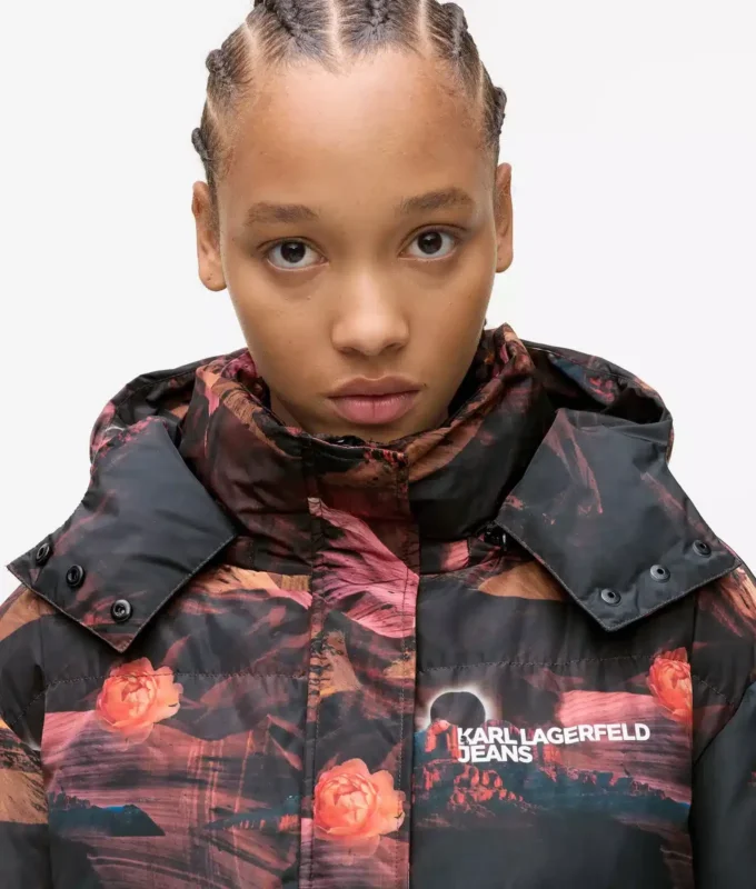 Pufferjacke mit Allover-Print