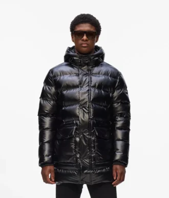 Pufferjacke mit Kapuze