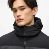 Pufferjacke mit Kapuze Pufferjacke mit Kapuze