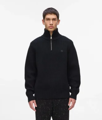 Pullover mit halbem Reißverschluss und Rollkragen Pullover mit halbem Reißverschluss und Rollkragen