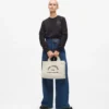 Rue St-Guillaume Tote Bag aus Kunstfell