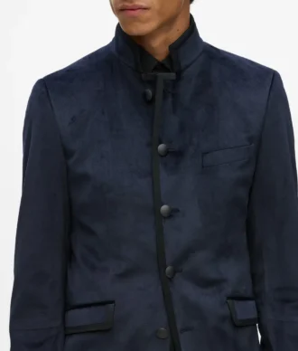 Samtjacke mit hohem Stehkragen
