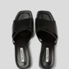 SANDALEN MIT AUSGESCHNITTENEM ABSATZ