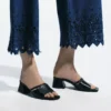 SANDALEN MIT AUSGESCHNITTENEM ABSATZ