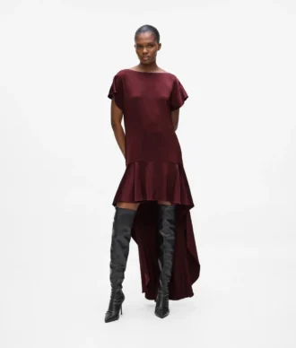 Satin-Kleid mit offenem Rücken Satin-Kleid mit offenem Rücken