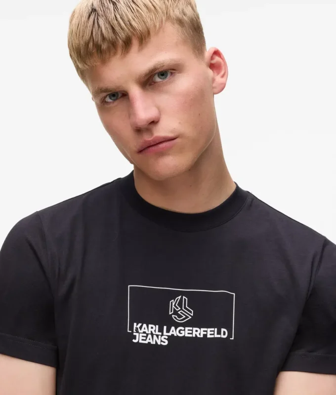 Schmal geschnittenes Logo-T-Shirt