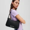 SCHULTERTASCHE MIT METALLLOGO