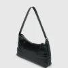 Schultertasche mit Schnallen Schultertasche mit Schnallen