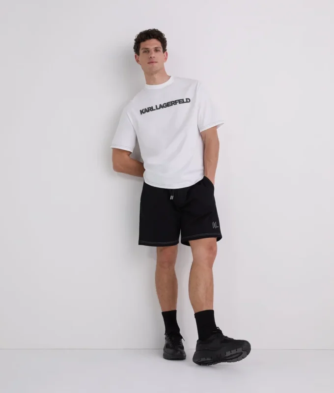 SHORTS MIT KONTRASTSTICH