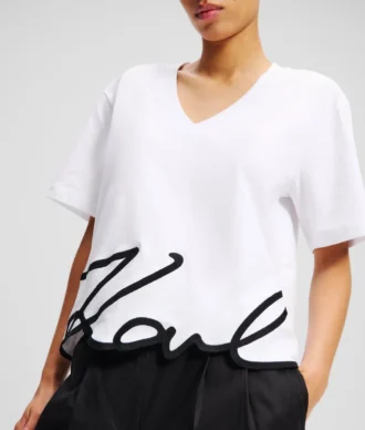 SIGNATURE V-NECK T-SHIRT