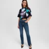 STRAIGHT-JEANS MIT SPLIT-SAUM UND HOHER TAILLE STRAIGHT-JEANS MIT SPLIT-SAUM UND HOHER TAILLE