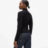 Strickjacke mit Rippmuster Strickjacke mit Rippmuster