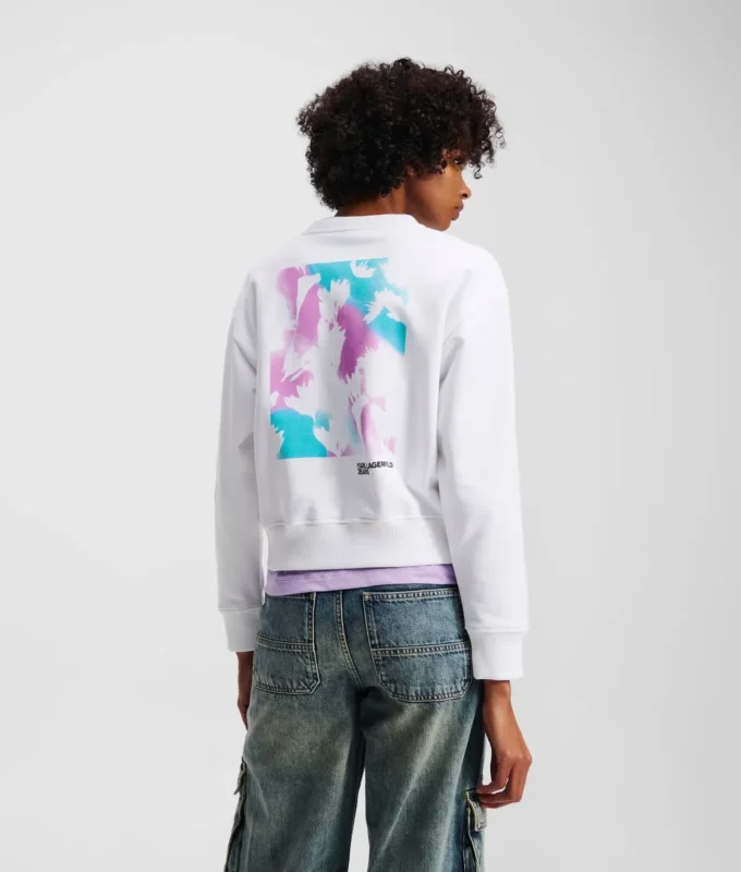 SWEATSHIRT MIT BLUMENMUSTER SWEATSHIRT MIT BLUMENMUSTER