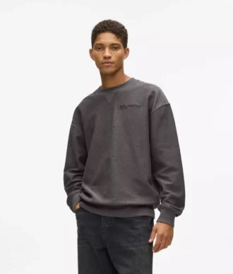 Sweatshirt mit Innenseite nach außen