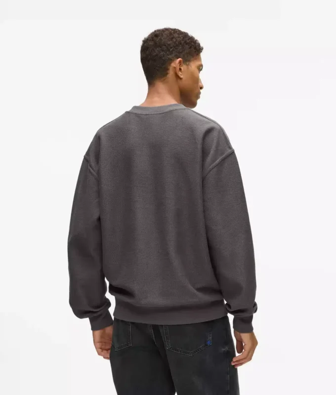 Sweatshirt mit Innenseite nach außen