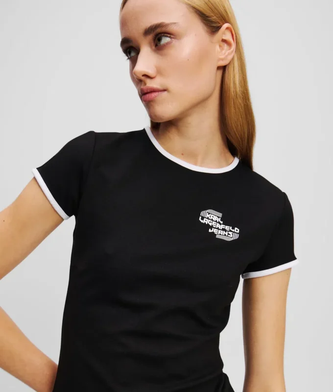 T-SHIRT MIT FLÜGELÄRMELN