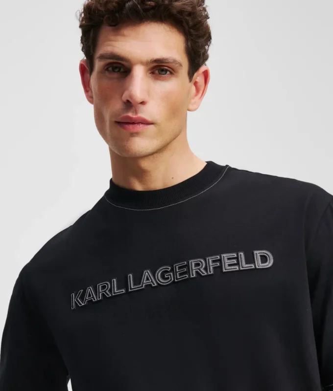 T-SHIRT MIT KONTRASTSTICH