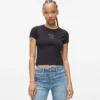 T-Shirt mit Monogramm und Nieten T-Shirt mit Monogramm und Nieten