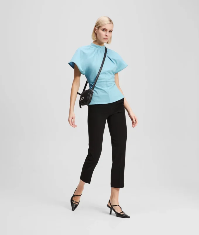 T-SHIRT MIT REISSVERSCHLUSS T-SHIRT MIT REISSVERSCHLUSS