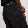 TAPERED JEANS